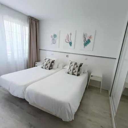 Apartamentos Sol Mar Los Cristianos  Exterior photo